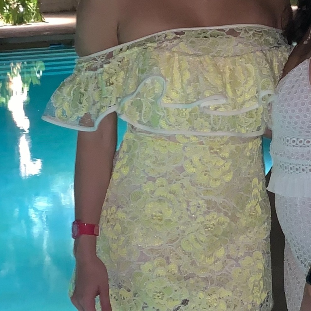 Yellow lace Alexis Dress